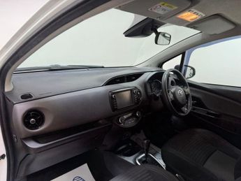 TOYOTA YARIS 1.5 VVT-h Icon Tech Hatchback 5dr Petrol Hybrid E-CVT Euro 6 (s/