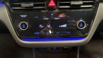 HYUNDAI IONIQ 38.3kWh Premium Hatchback 5dr Electric Auto (136 ps)