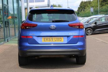 HYUNDAI TUCSON 1.6 GDi SE Nav SUV 5dr Petrol Manual Euro 6 (s/s) (132 ps)