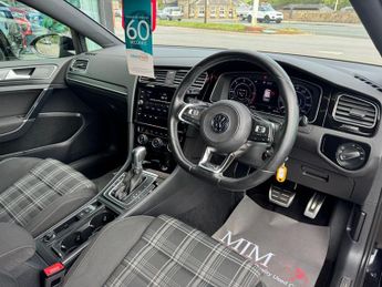 VOLKSWAGEN GOLF 2.0 TDI GTD Hatchback 5dr Diesel DSG Euro 6 (s/s) (184 ps) * HUG