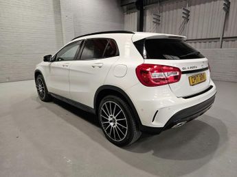 MERCEDES-BENZ GLA 2.1 GLA220d AMG Line (Executive) SUV 5dr Diesel 7G-DCT 4MATIC Eu