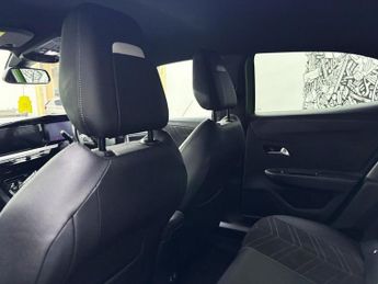 VAUXHALL MOKKA 1.2 Turbo Ultimate Nav SUV 5dr Petrol Auto Euro 6 (s/s) (130 ps)