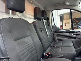 FORD TRANSIT CUSTOM 2.0 280 EcoBlue Limited Panel Van 5dr Diesel Manual L1 H1 Euro 6