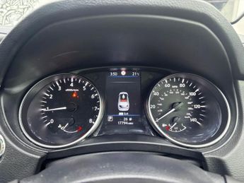 NISSAN QASHQAI 1.3 DIG-T N-Connecta SUV 5dr Petrol DCT Auto Euro 6 (s/s) (160 p