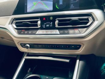 BMW 3 SERIES 2.0 330e 12kWh M Sport Touring 5dr Petrol Plug-in Hybrid Auto Eu