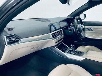 BMW 3 SERIES 2.0 330e 12kWh M Sport Touring 5dr Petrol Plug-in Hybrid Auto Eu