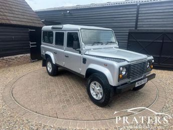 Land Rover Defender 2.5 TD5 County SUV 5dr Diesel Manual (299 g/km, 120 bhp)