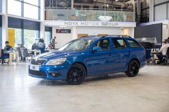 Skoda Octavia 2.0 TDI vRS Blackline Estate 5dr Diesel DSG Euro 5 (170 ps)