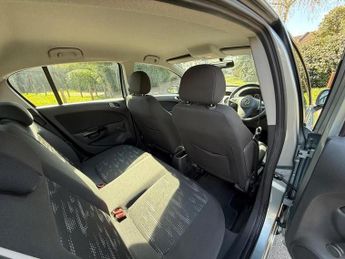 VAUXHALL CORSA 1.4 16V Exclusiv Hatchback 5dr Petrol Auto Euro 5 (A/C) (100 ps)