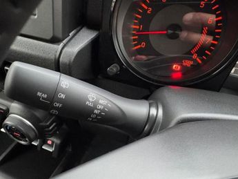 SUZUKI JIMNY  Suzuki Jimny SIERRA AUTO 4WD 1.5L