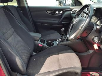 NISSAN QASHQAI 1.2 DIG-T Acenta SUV 5dr Petrol Manual 2WD Euro 5 (s/s) (115 ps)