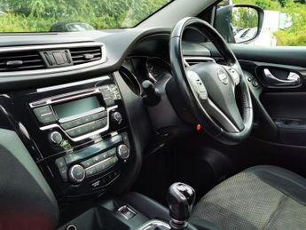 NISSAN QASHQAI 1.2 DIG-T Acenta SUV 5dr Petrol Manual 2WD Euro 5 (s/s) (115 ps)