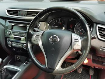 NISSAN QASHQAI 1.2 DIG-T Acenta SUV 5dr Petrol Manual 2WD Euro 5 (s/s) (115 ps)