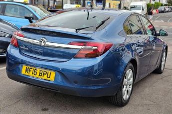 VAUXHALL INSIGNIA 1.4i Turbo SRi Nav Hatchback 5dr Petrol Manual Euro 6 (s/s) (140