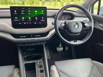 SKODA ENYAQ Enyaq IV 60 5dr