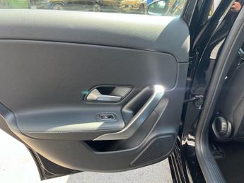 MERCEDES-BENZ A-CLASS 1.5 A180d Sport Hatchback 5dr Diesel 7G-DCT Euro 6 (s/s) (116 ps