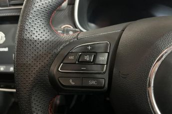 MG MG ZS 72.6kWh Trophy Long Range SUV 5dr Electric Auto (156 ps) Touchsc