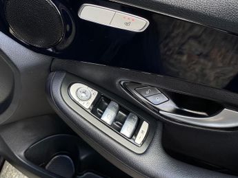 MERCEDES-BENZ C-CLASS 2.0 C200 SE Saloon 4dr Petrol 7G-Tronic+ Euro 6 (s/s) (184 ps)