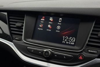 VAUXHALL ASTRA 1.4i Turbo Elite Hatchback 5dr Petrol Auto Euro 6 (s/s) (150 ps)