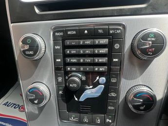 VOLVO S60 2.0 D4 SE Lux Nav Saloon 4dr Diesel Auto Euro 6 (s/s) (190 ps)