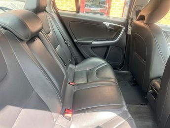 VOLVO S60 2.0 D4 SE Lux Nav Saloon 4dr Diesel Auto Euro 6 (s/s) (190 ps)