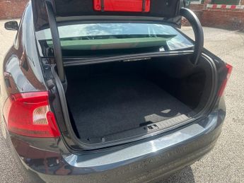 VOLVO S60 2.0 D4 SE Lux Nav Saloon 4dr Diesel Auto Euro 6 (s/s) (190 ps)