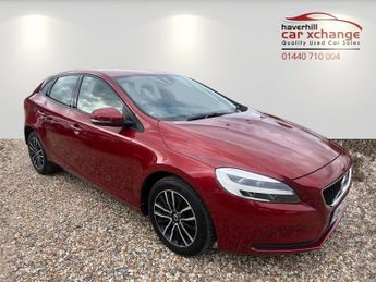 Volvo V40 2.0 T2 Momentum Hatchback 5dr Petrol Manual Euro 6 (s/s) (122 ps