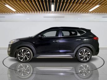 HYUNDAI TUCSON 2.0 CRDi Premium SE SUV 5dr Diesel Auto 4WD Euro 6 (s/s) (185 ps