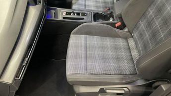 VOLKSWAGEN GOLF 2.0 TDI GTD Hatchback 5dr Diesel DSG Euro 6 (s/s) (200 ps)