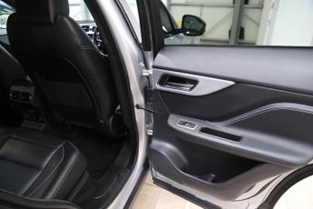 JAGUAR F-PACE 2.0 D180 R-Sport SUV 5dr Diesel Auto AWD Euro 6 (s/s) (180 ps)