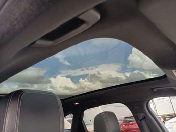 JAGUAR F-PACE 2.0 D180 R-Sport SUV 5dr Diesel Auto AWD Euro 6 (s/s) (180 ps)