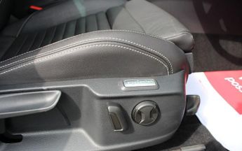 VOLKSWAGEN PASSAT 1.4 TSI 13kWh GTE Advance Estate 5dr Petrol Plug-in Hybrid DSG E