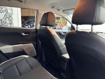 KIA STONIC 1.0 T-GDi 4 SUV 5dr Petrol DCT Euro 6 (s/s) (118 bhp)
