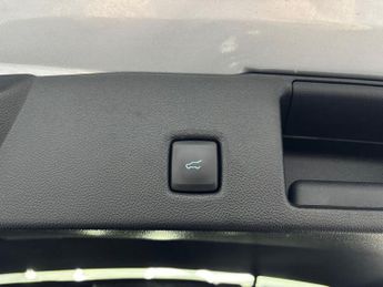 FORD KUGA 2.5 Duratec 14.4kWh ST-Line X Edition SUV 5dr Petrol Plug-in Hyb
