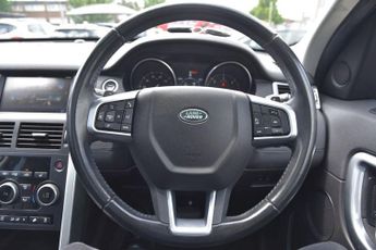 LAND ROVER DISCOVERY SPORT 2.0 TD4 HSE SUV 5dr Diesel Auto 4WD Euro 6 (s/s) (180 ps)