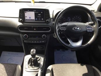HYUNDAI KONA 1.0 T-GDi Blue Drive Premium SUV 5dr Petrol Manual Euro 6 (s/s) 