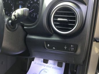 HYUNDAI KONA 1.0 T-GDi Blue Drive Premium SUV 5dr Petrol Manual Euro 6 (s/s) 