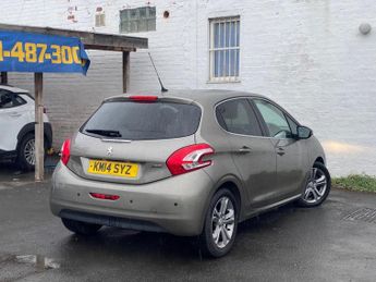 PEUGEOT 208 1.6 VTi Allure Hatchback 5dr Petrol Auto Euro 5 (120 ps)