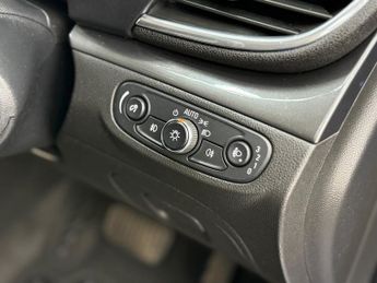 VAUXHALL MOKKA X 1.4i Turbo Elite Nav SUV 5dr Petrol Auto Euro 6 (140 ps)