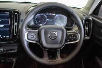 VOLVO XC40 1.5h T5 Twin Engine Recharge 10.7kWh Inscription SUV 5dr Petrol 