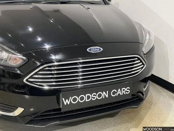 FORD FOCUS 1.0T EcoBoost Titanium Hatchback 5dr Petrol Manual Euro 6 (s/s) 