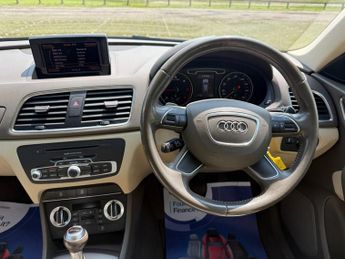 AUDI Q3 2.0 TDI SE SUV 5dr Diesel S Tronic quattro Euro 5 (s/s) (177 ps)