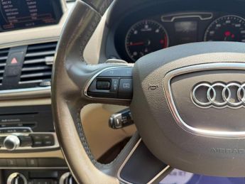 AUDI Q3 2.0 TDI SE SUV 5dr Diesel S Tronic quattro Euro 5 (s/s) (177 ps)