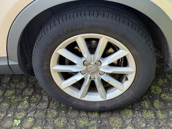 AUDI Q3 2.0 TDI SE SUV 5dr Diesel S Tronic quattro Euro 5 (s/s) (177 ps)