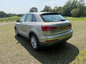 AUDI Q3 2.0 TDI SE SUV 5dr Diesel S Tronic quattro Euro 5 (s/s) (177 ps)