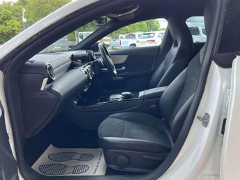 MERCEDES-BENZ CLA 1.3 CLA 200 AMG Line Premium Auto 5dr