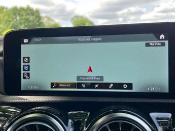 MERCEDES-BENZ CLA 1.3 CLA 200 AMG Line Premium Auto 5dr