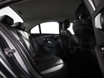 MERCEDES-BENZ C-CLASS 2.1 C220d SE Executive Edition Saloon 4dr Diesel G-Tronic+ Euro 