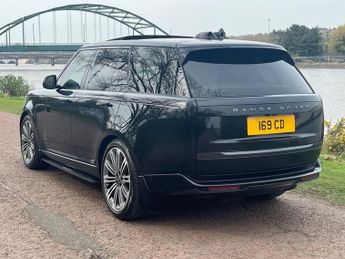 LAND ROVER RANGE ROVER 3.0 D350 MHEV Autobiography SUV 5dr Diesel Auto 4WD Euro 6 (s/s)