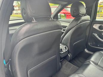 MERCEDES-BENZ C-CLASS 2.0 C200 AMG Line Saloon 4dr Petrol 7G-Tronic+ Euro 6 (s/s) (184